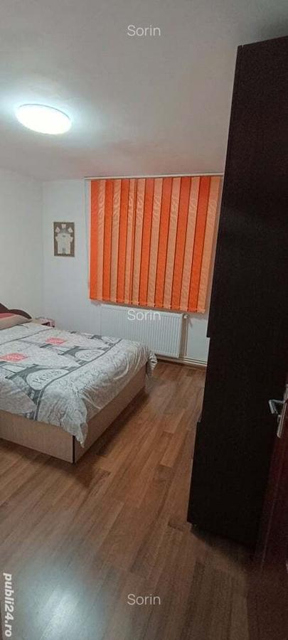 Vand apartament 2 camere - 8