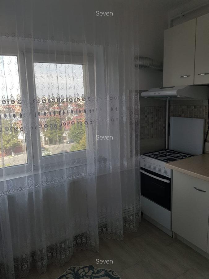 Garsoniera 41 mp zona Poarta 6 (cod E5) - 4