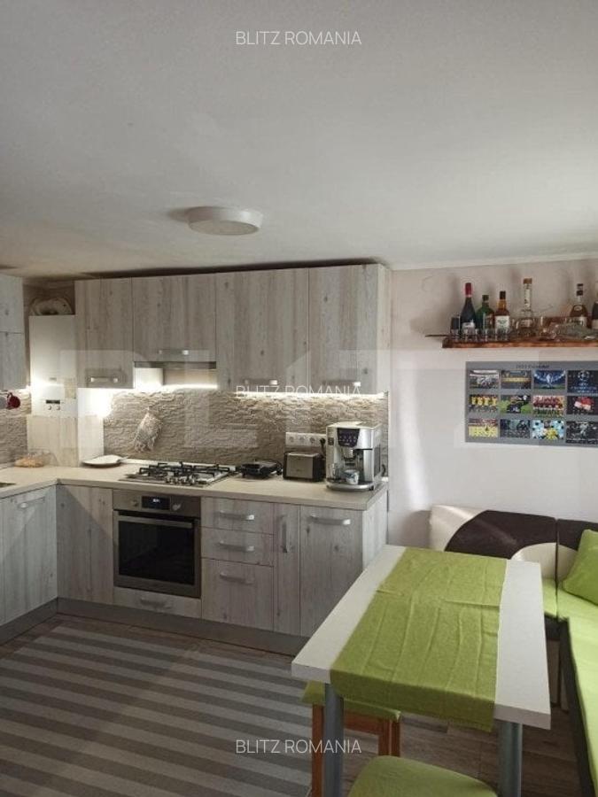 Casa cu mansarda, 3 camere, 178mp, zona Mureseni - 1