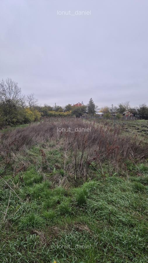 Casa si teren de vânzare - 4