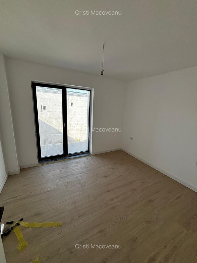 Triplex superb cu 3 apartamente individuale pe 2 nivele P+1+2E in Bucurestii Noi - 10