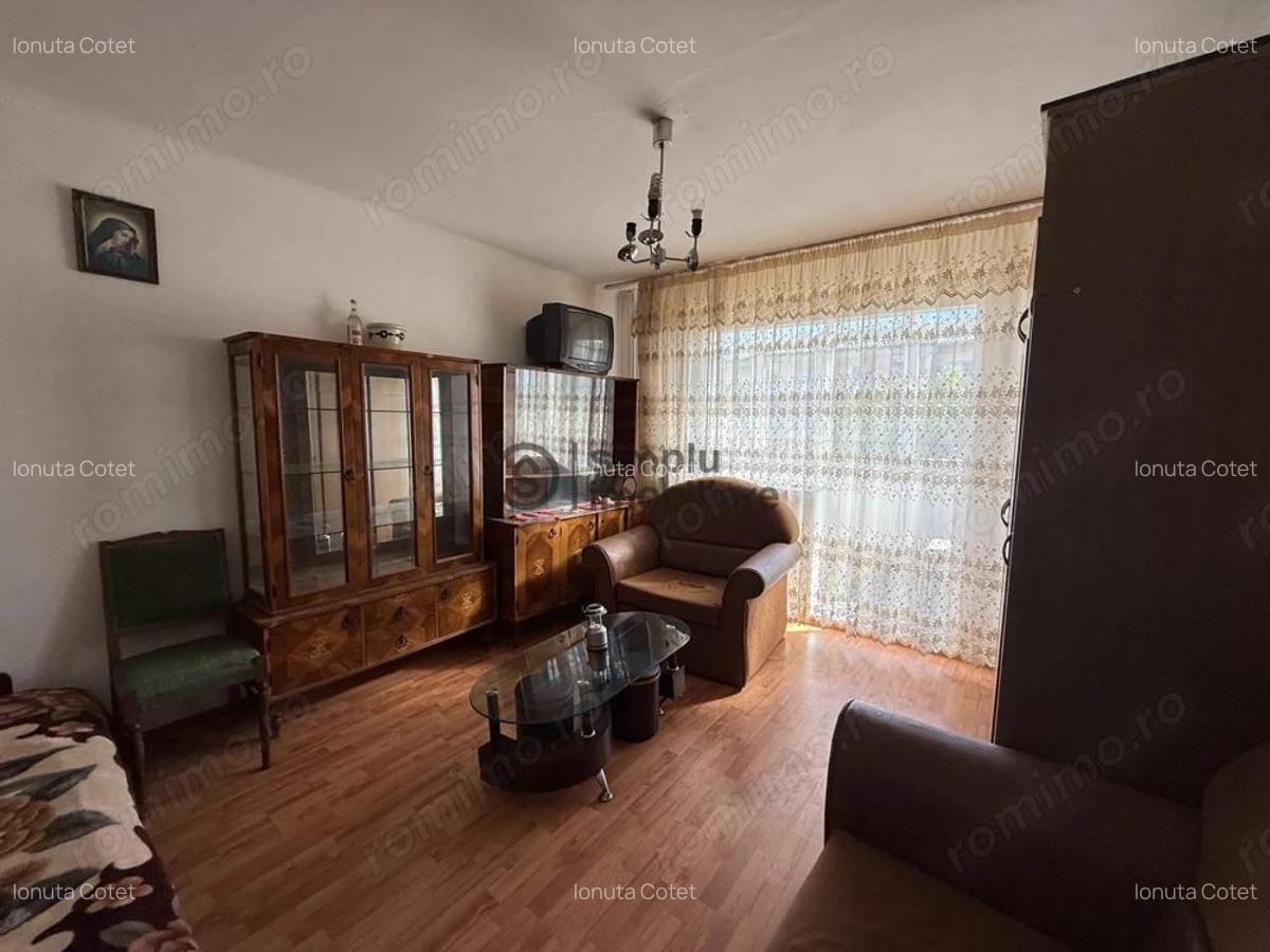 2 camere decomandate, etaj 3, Rovine - 95 000 Euro - 6