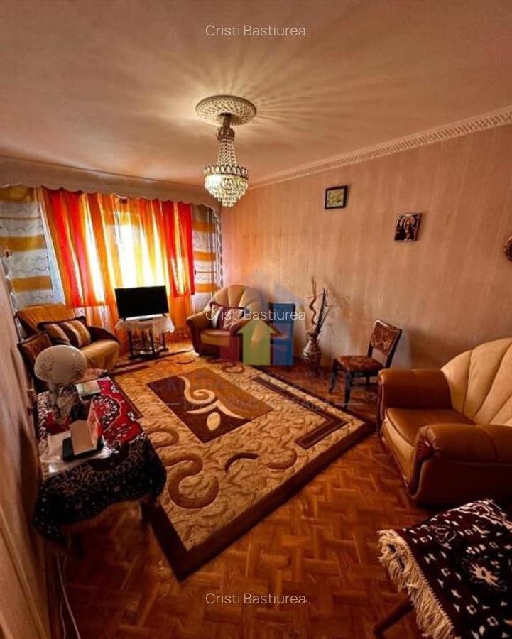 Apartament 3 camere zona Progresu ETAJ 3 - 2