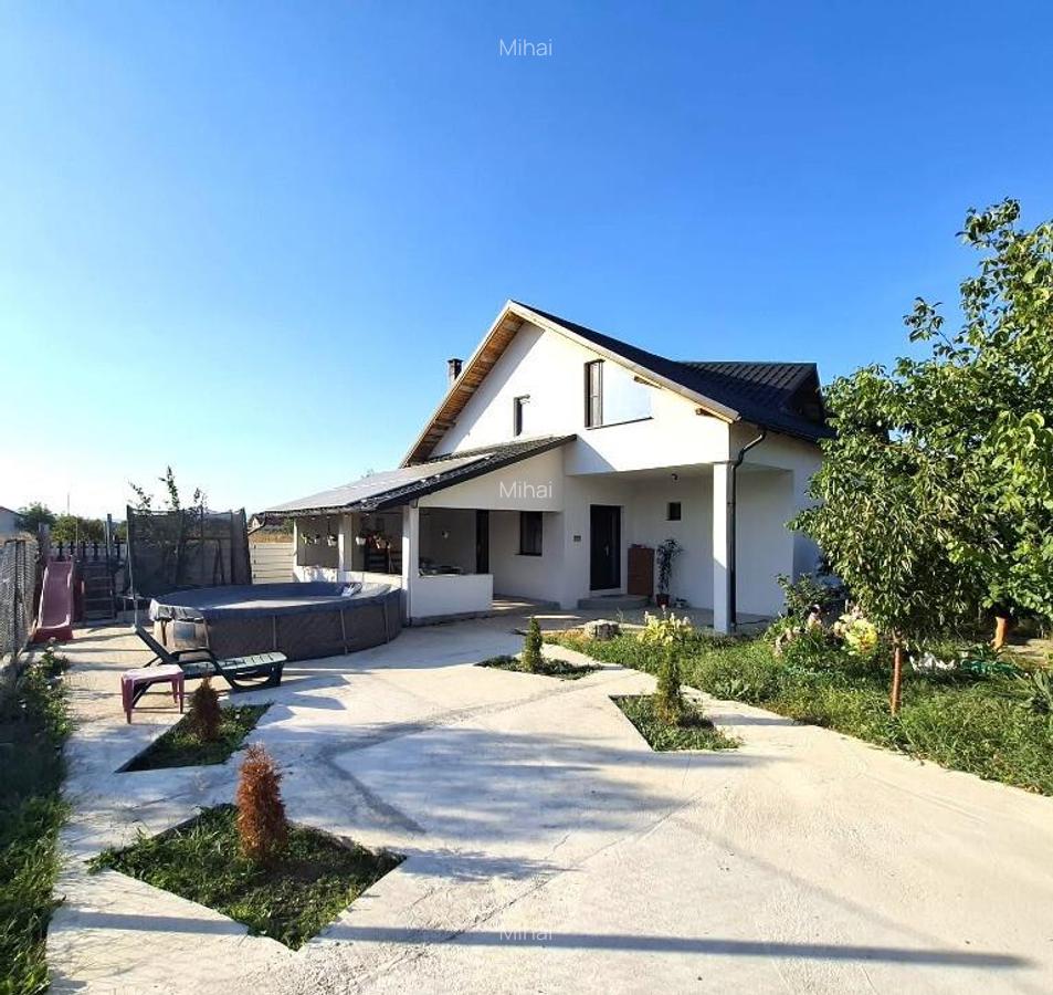 Casa de vanzare (2022) Campineanca, la 2 km de Foc?ani - 2