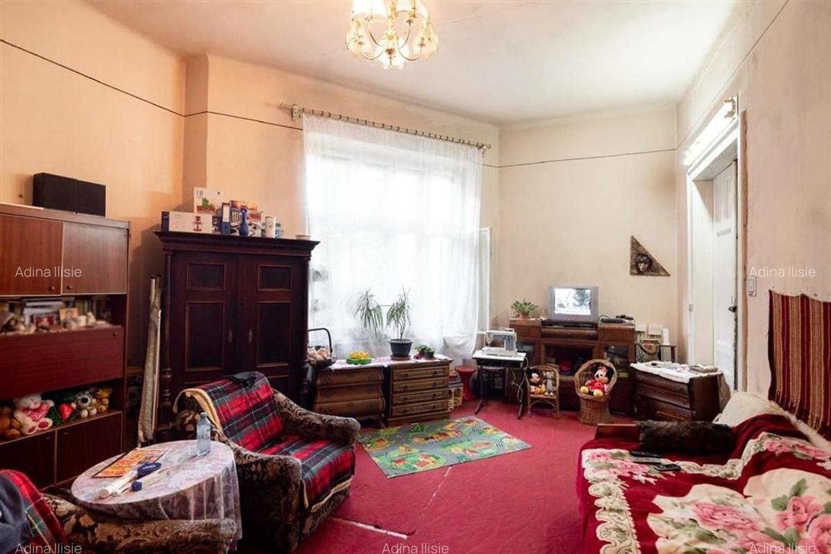 Apartament cu 4 camere semidecomandat în Central - 13