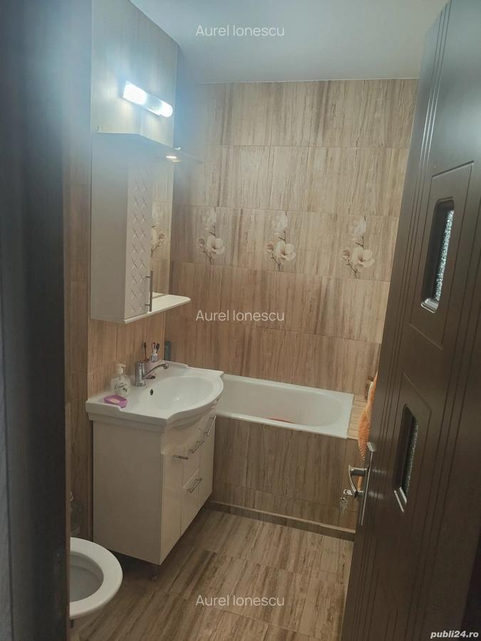 Apartament de vanzare - 3