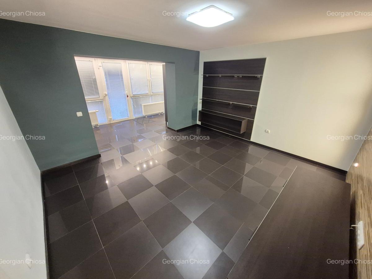 2 Cam-Aradului- 1 Min Iulius Town-68 MP--Balcon-Parter-Centrala--110.000 Euro ! - 7