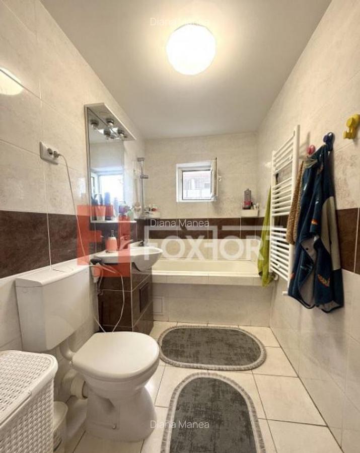 Apartament cu 3 camere, 2 bai, decomandat, 67 mp utili, in z - 8