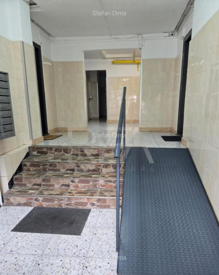 Apartament 3 Camere , Decomandat , Zona Aparatorii Patriei - 15