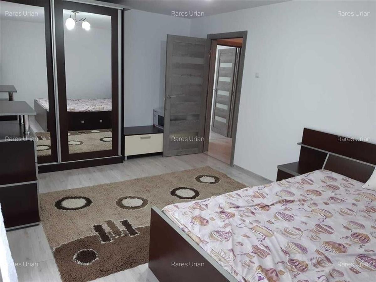 Apartament de inchiriat cu 3 camere decomandat, Marasti Cluj Napoca - 2