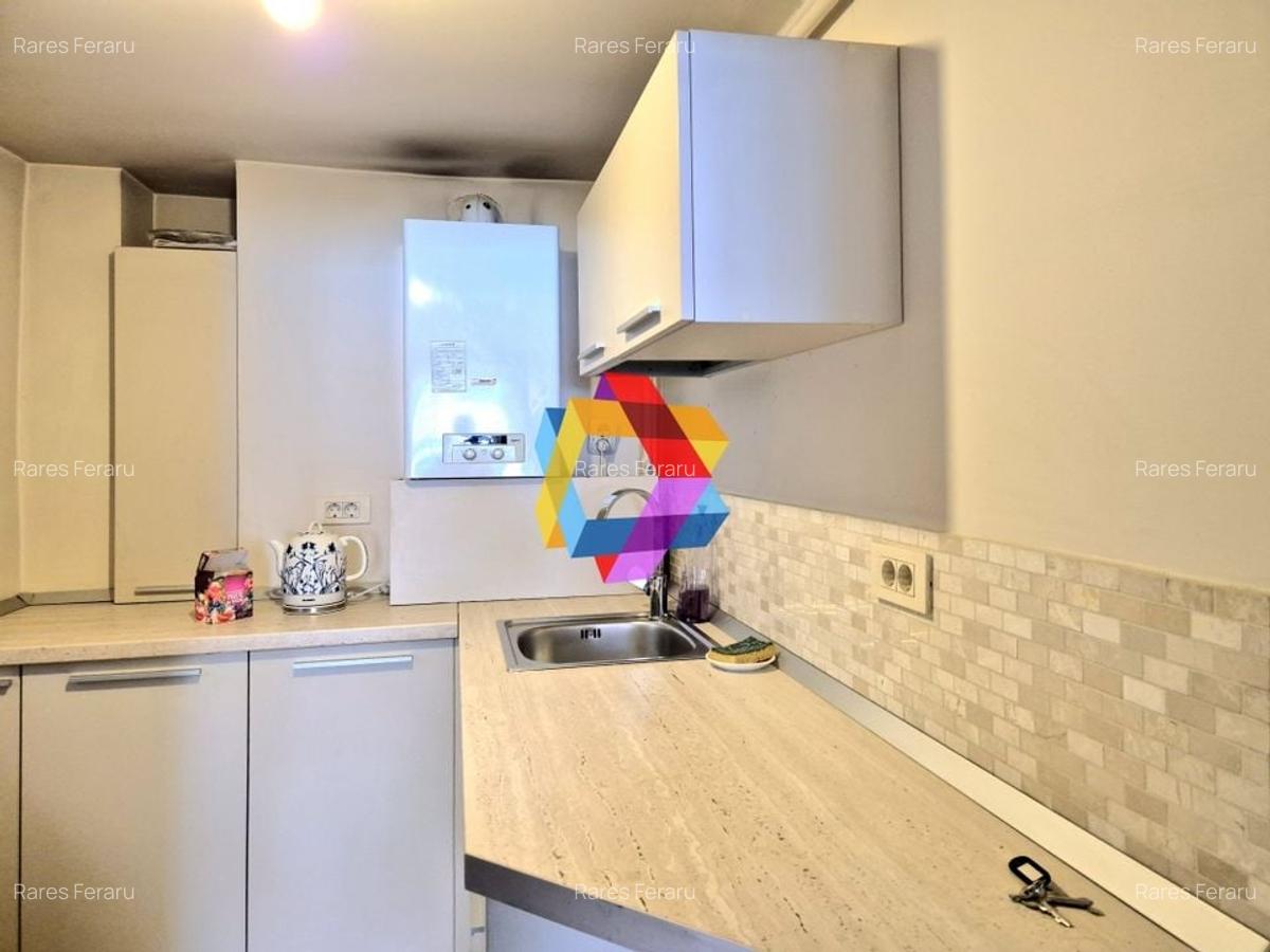 Spatiu comercial la casa - 170 mp - 17