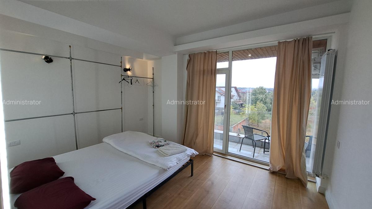 APARTAMENT 3 CAMERE   CU 3 BAI - LUX - LOC PARCARE - COMISION 0 - 33