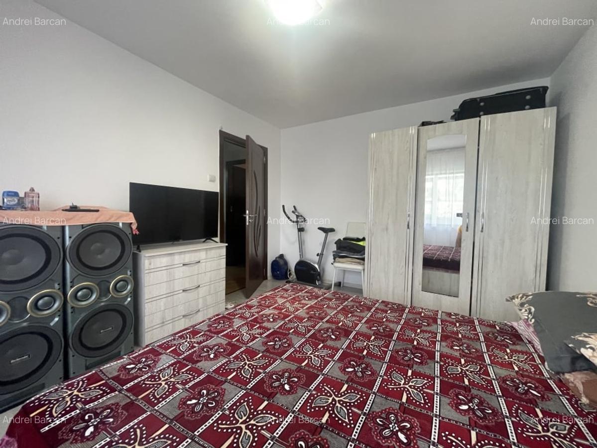 Apartament 3 camere, 82 mp utili, complet decomandat - Etaj 2/2 - 6
