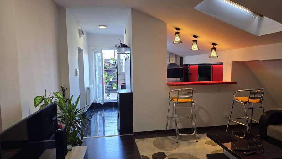 Apartament cu 2 camere decomandat, mobilat în Steaua