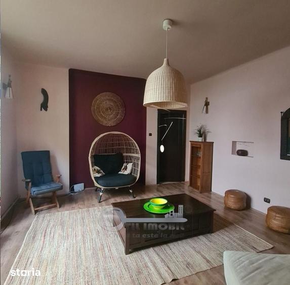 Casă cu 2 camere semidecomandat cu Teren 70 Mp în Copou