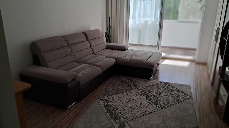 Proprietar inchiriez apartament 3 camere - 2