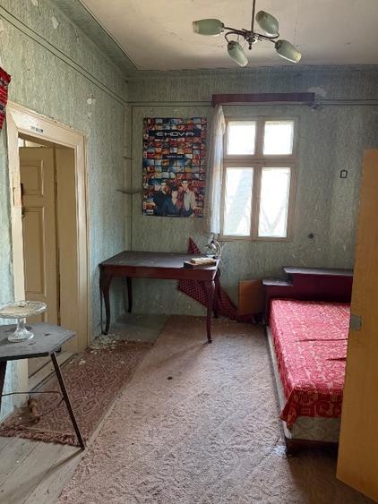 Casă individuală cu 5 camere cu Teren 1600 Mp în Poseștii-Pământeni