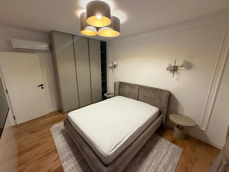 Apartament cu 3 camere decomandat, mobilat în Cotroceni