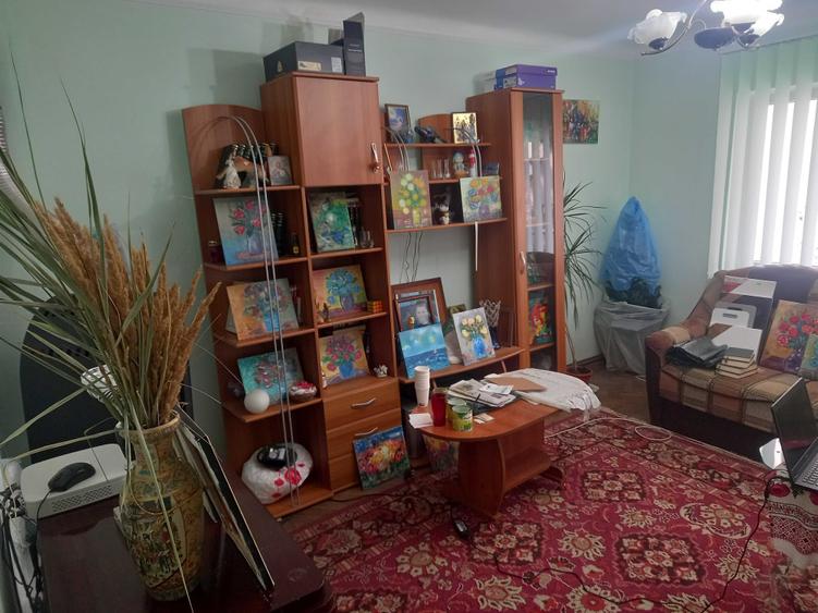 Casă cu 4 camere în Bănești