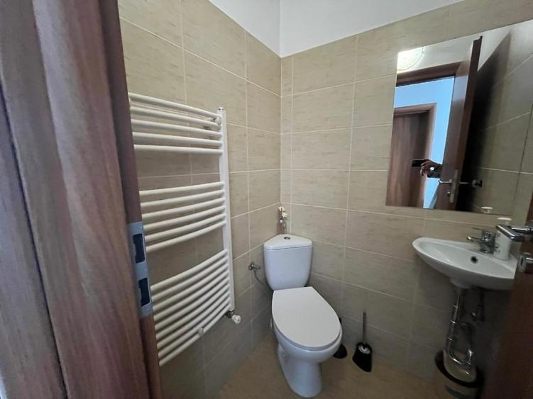 Apartament cu 3 camere decomandat în Calea Dumbrăvii