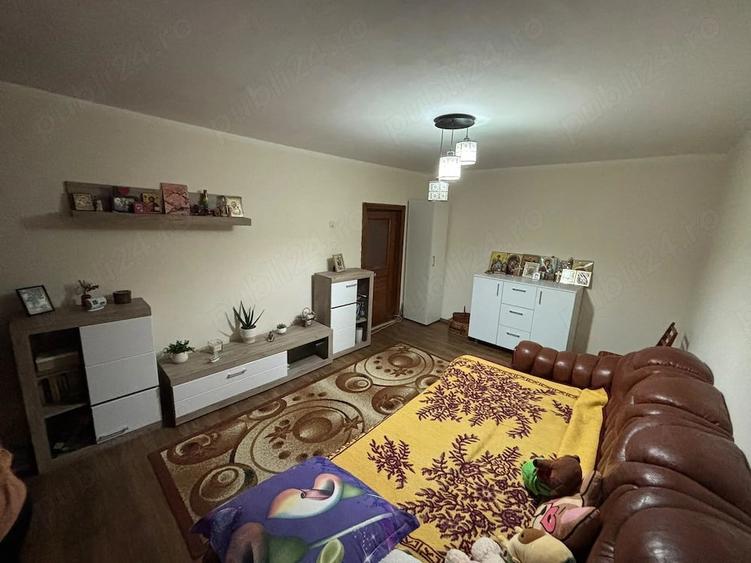 Apartament cu 2 camere decomandat în Vest