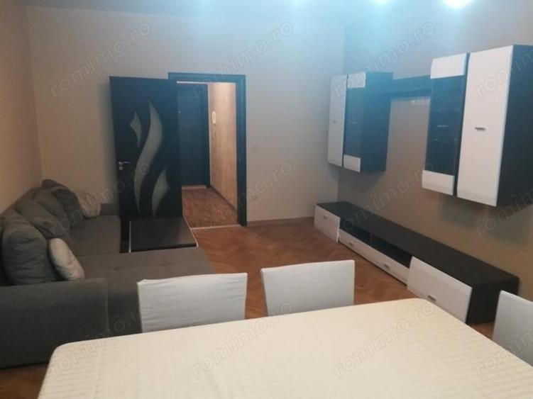 Apartament cu 3 camere în Spitalul Județean