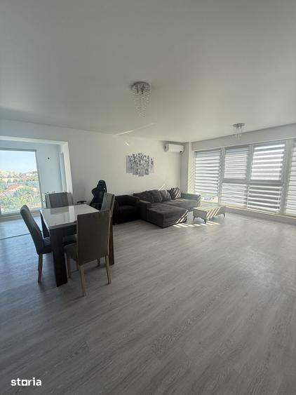 Apartament cu 3 camere semidecomandat în Pieptănari