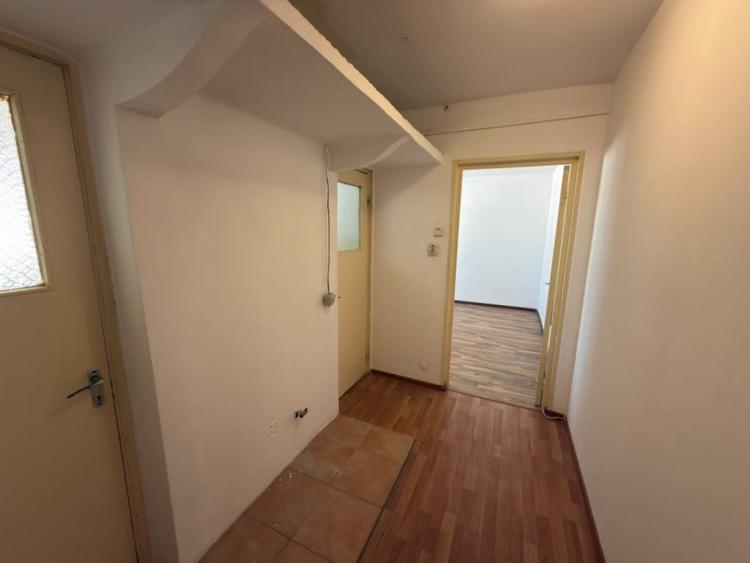 Apartament cu 2 camere semidecomandat în Malu Roșu