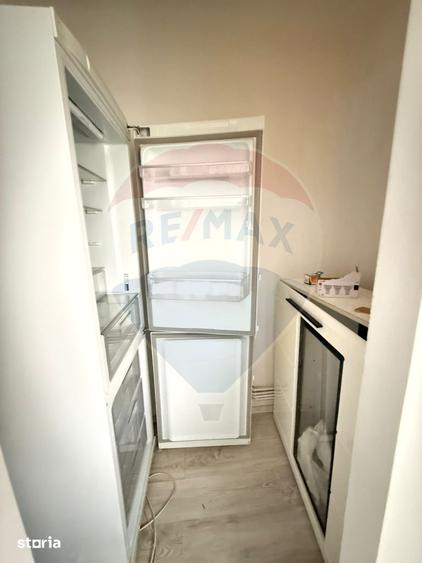 Apartament cu 4 camere decomandat, mobilat în 1 Mai