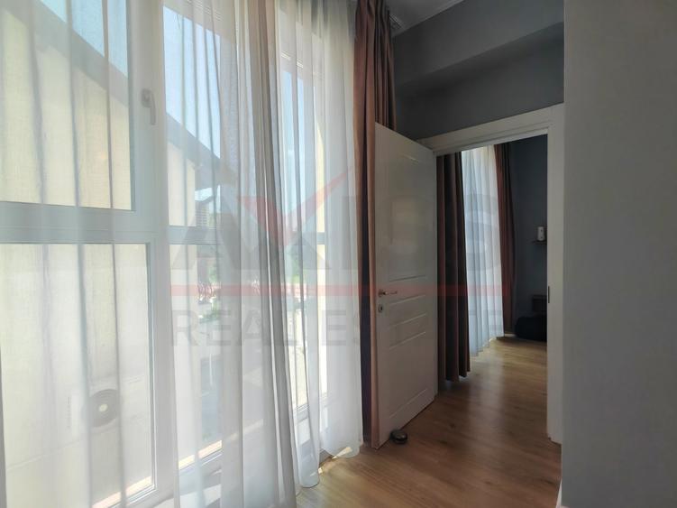 Apartament cu 2 camere semidecomandat, mobilat în Mamaia-Sat