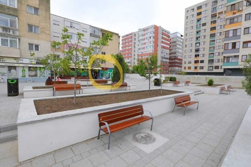 Spațiu comercial, de 86 mp, în Central