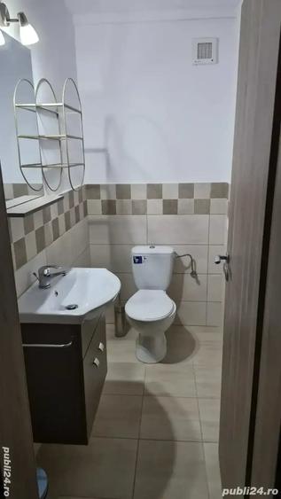 Apartament cu 3 camere decomandat în Circumvalațiunii