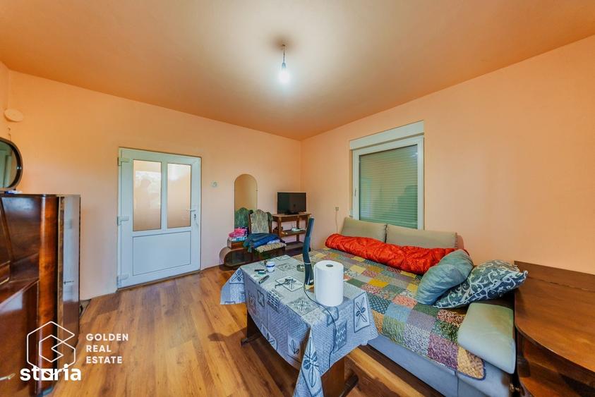 Casă cu 5 camere cu Teren 1878 Mp în Central