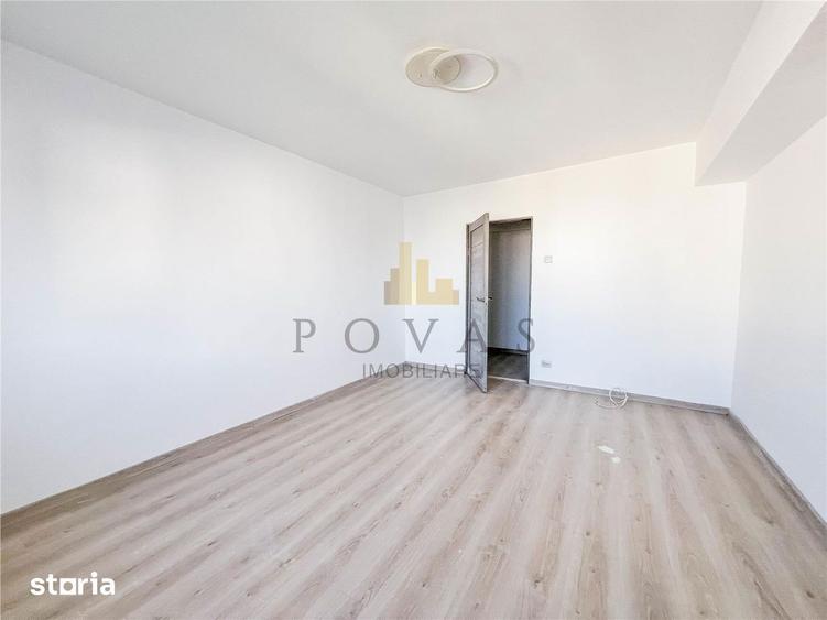 Apartament cu 3 camere decomandat în Obor