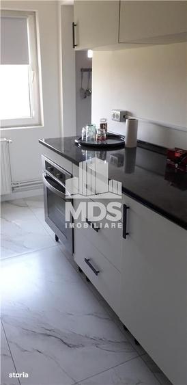 Apartament cu 3 camere decomandat, mobilat în Steaua