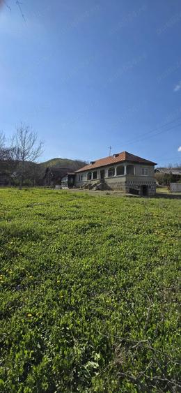 Casa + teren de vanzare - 6
