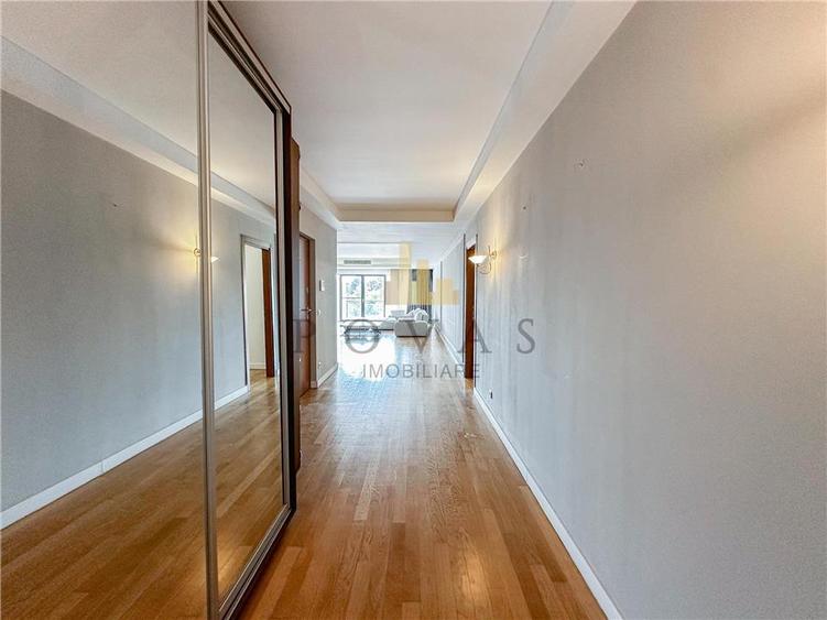 Apartament cu 3 camere decomandat, mobilat în Herăstrău