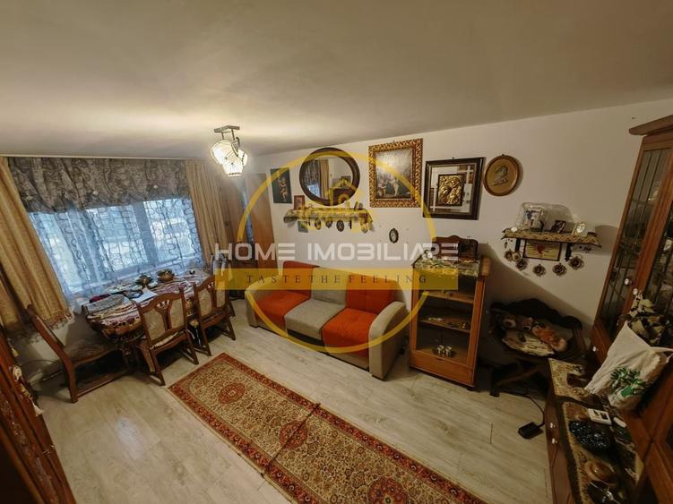Apartament cu 4 camere decomandat, mobilat în Dacia