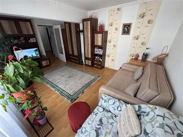 Garsonieră decomandată în Orizont