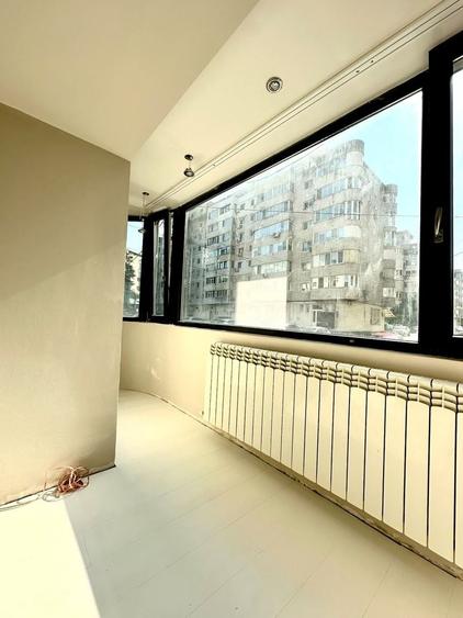 STADION, 3 CAMERE, 77 MP ,LIBER, PRET 225000 EURO - 4
