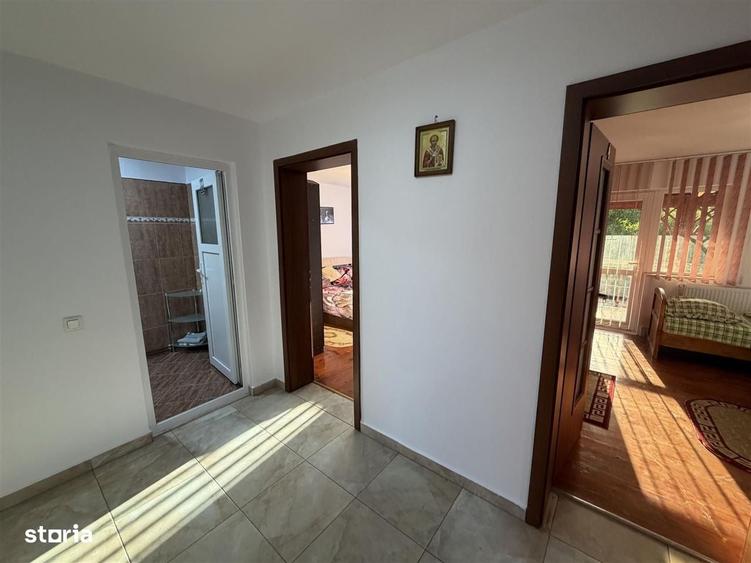 Casă cu 4 camere cu Teren 820 Mp în Cârțișoara