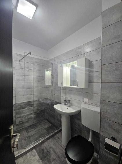 Apartament cu 2 camere semidecomandat în Lazaret