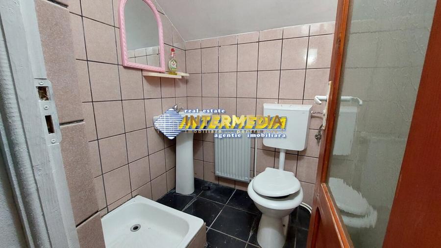 Garsonieră decomandată, mobilată în Ampoi 3
