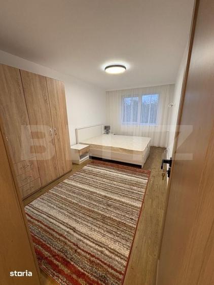 Apartament cu 4 camere semidecomandat în Central