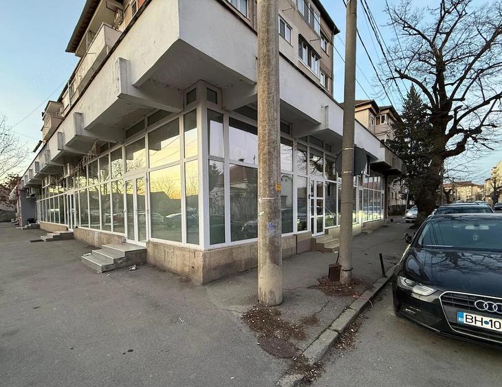 Spațiu comercial, de 56 mp, în Rogerius