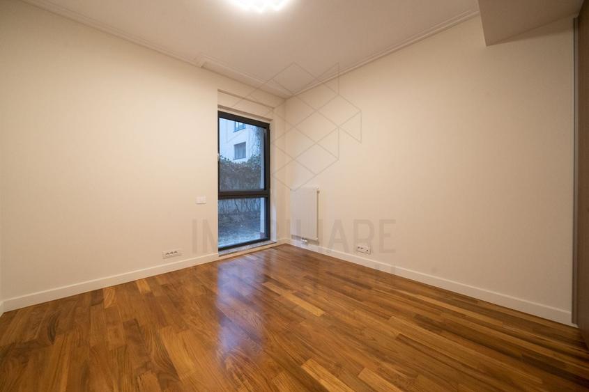 Apartament cu 4 camere decomandat, mobilat în Dorobanți