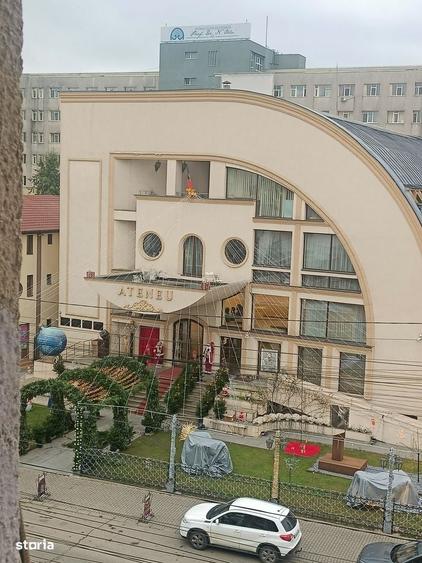Apartament cu 2 camere decomandat în Exterior Vest