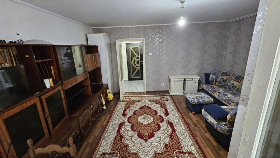 Garsonieră decomandată în Mărăței