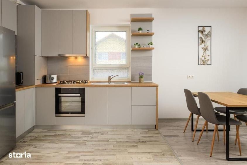 Apartament cu 2 camere decomandat în Tractorul