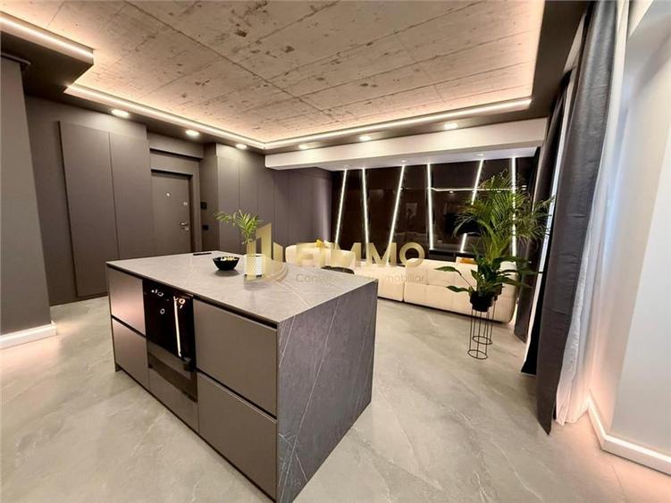 Apartament cu 2 camere semidecomandat, mobilat în Nord